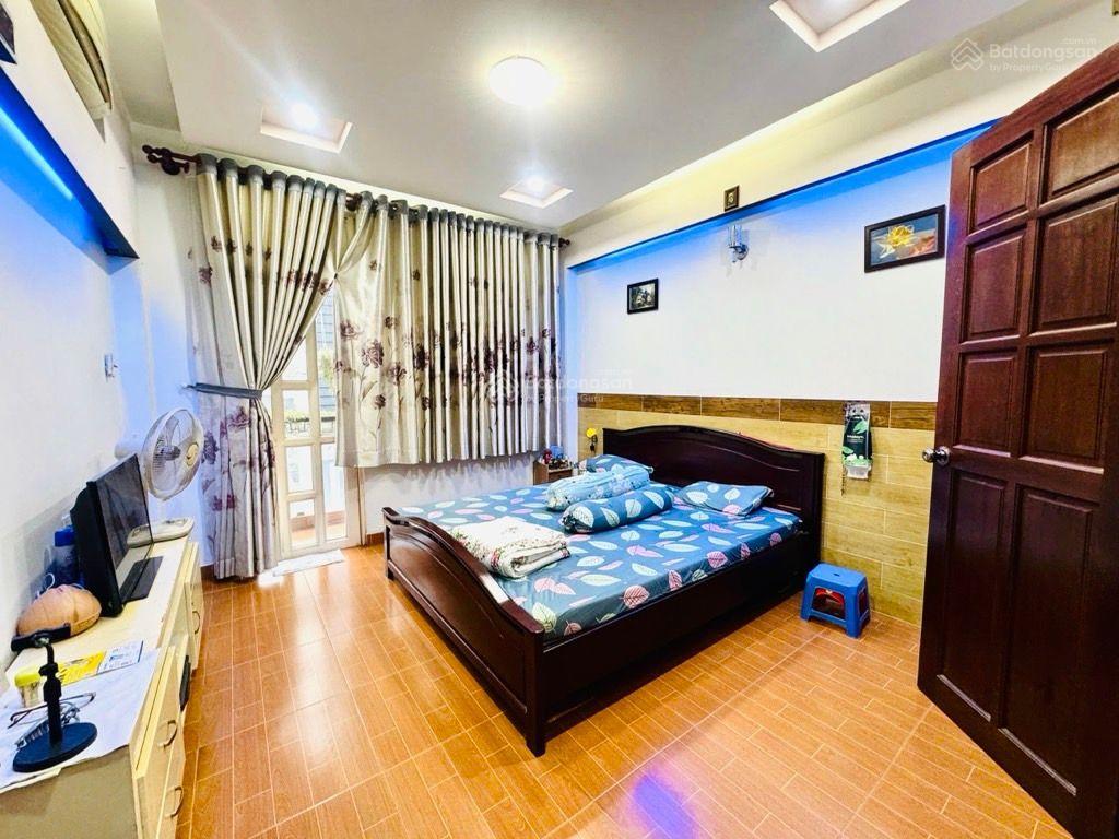 Hoàng hoa thám, bình thạnh  4 tầng  60m2 (nở hậu)  4pn, hxh tới nhà, chỉ hơn 6 tỷ