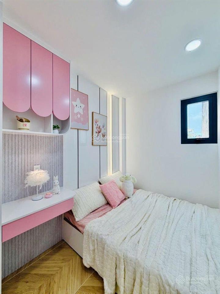 Nhà mới đẹp nguyễn kiệm 4 tầng, 44m2, 3 pn, tặng hết nội thất, chỉ hơn 7 tỷ đồng