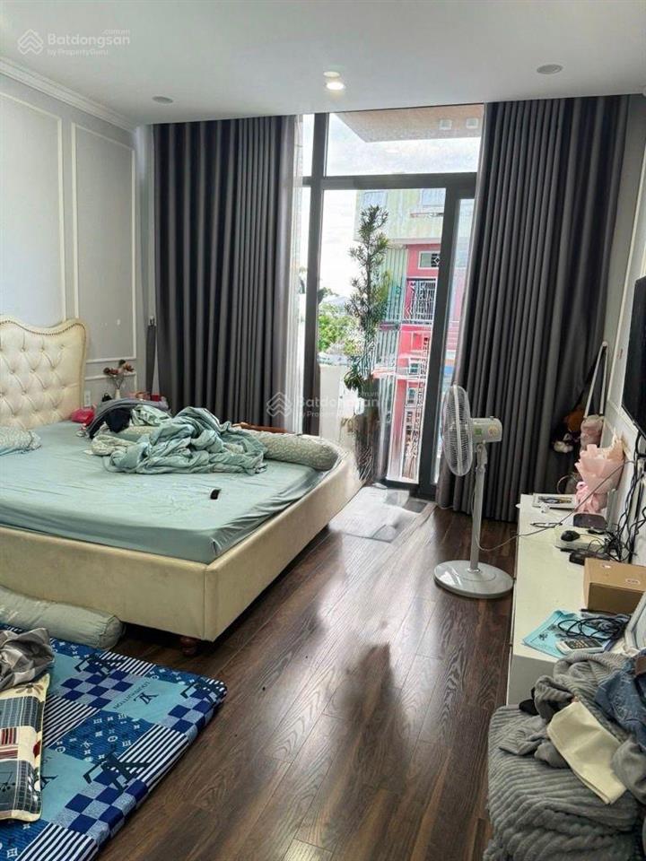 Khu vip hoàng văn thụ  3 tầng st  hẻm 6m  73m2 (4.5*16.5)  tặng nt đẹp  chỉ 8.3 tỷ tl