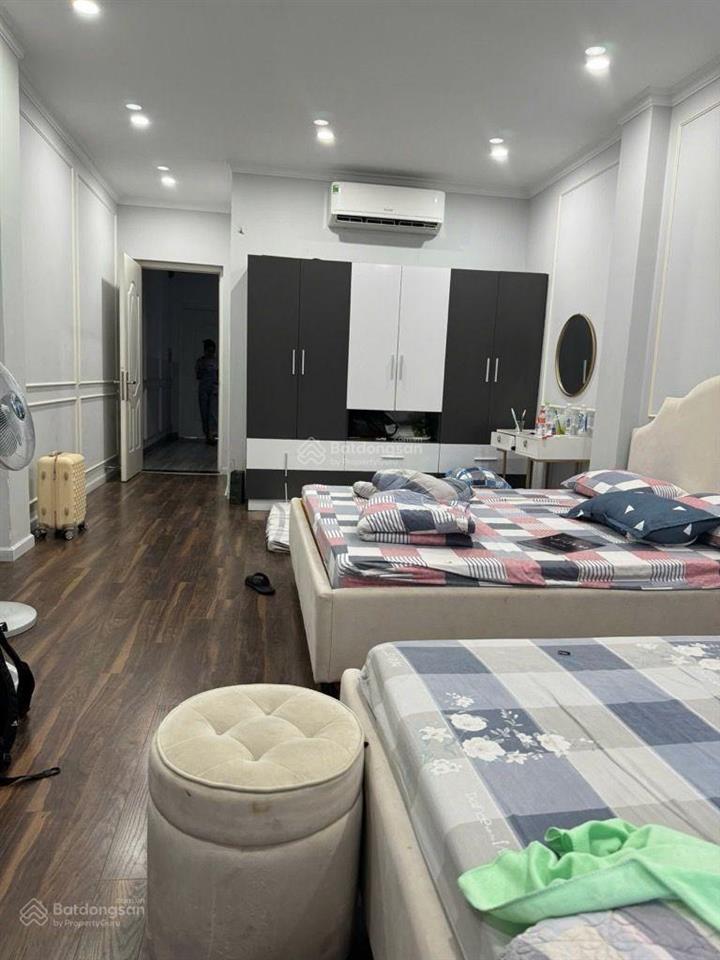 Khu vip hoàng văn thụ  3 tầng st  hẻm 6m  73m2 (4.5*16.5)  tặng nt đẹp  chỉ 8.3 tỷ tl