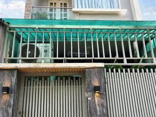 Nhà 3 tầng  ngang 4.5m  hẻm ô tô thông lạc long quân  giáp q10