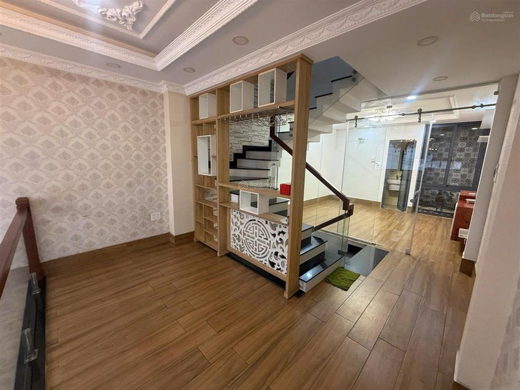 Nhà 5 tầng  hẻm ô tô thông trường chinh & ba vân  gần ga t3