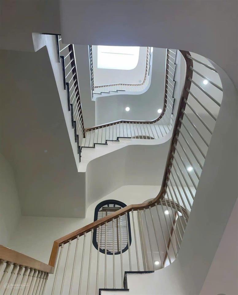 Bán nhà 38,9m hẻm rộng phan xích long, cư xá, p1, phú nhuận. 2,2 tỷ . gần bv đa khoa hoàn mỹ