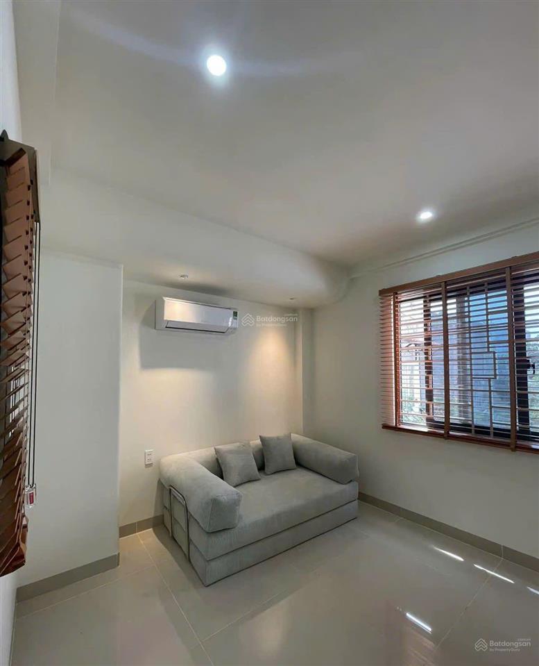 Bán nhà 38,9m hẻm rộng phan xích long, cư xá, p1, phú nhuận. 2,2 tỷ . gần bv đa khoa hoàn mỹ