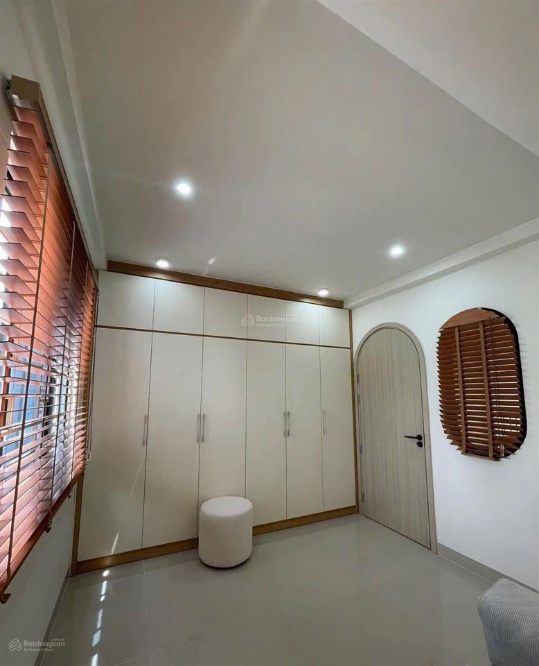 Bán nhà 38,9m hẻm rộng phan xích long, cư xá, p1, phú nhuận. 2,2 tỷ . gần bv đa khoa hoàn mỹ