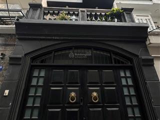 Võ thị nhờ ngay nam long trần trọng cung p. tân thuận, quận 7 55,4m  10tỷ6