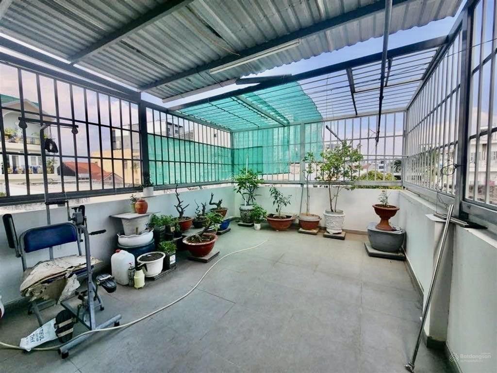 803 huỳnh tấn phát  phú thuận, quận 7  82m  8,95 tỷ