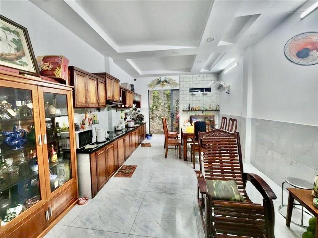 803 huỳnh tấn phát  phú thuận, quận 7  82m  8,95 tỷ