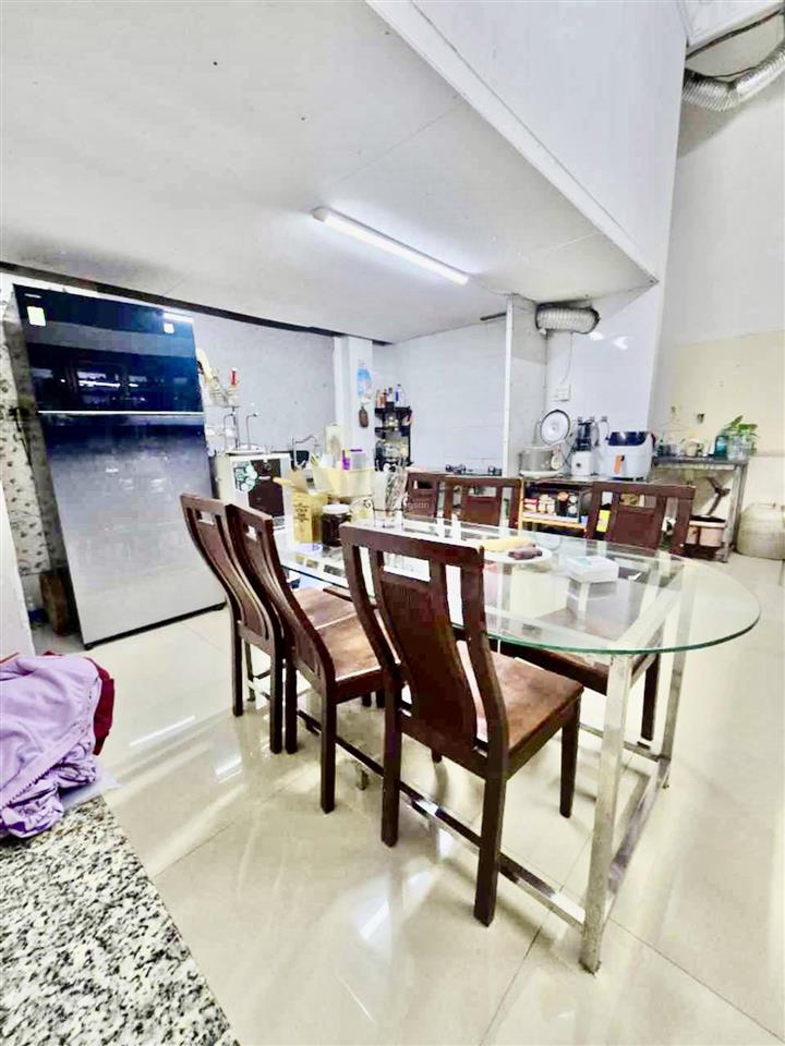 387 phạm hữu lầu, phước kiển, nhà bè ngay chợ phước long 87m2, 5 tỷ 200