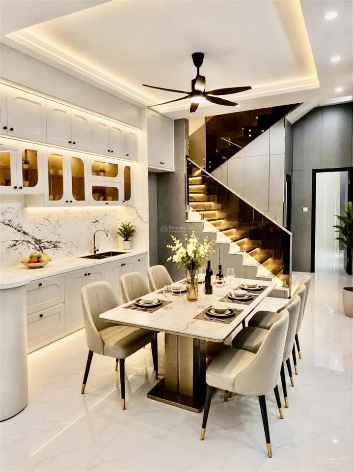 Không gian cực rộng, nhà gần mặt tiền huỳnh tấn phát phú thuận, quận 7  4x16.5  5tỷ95