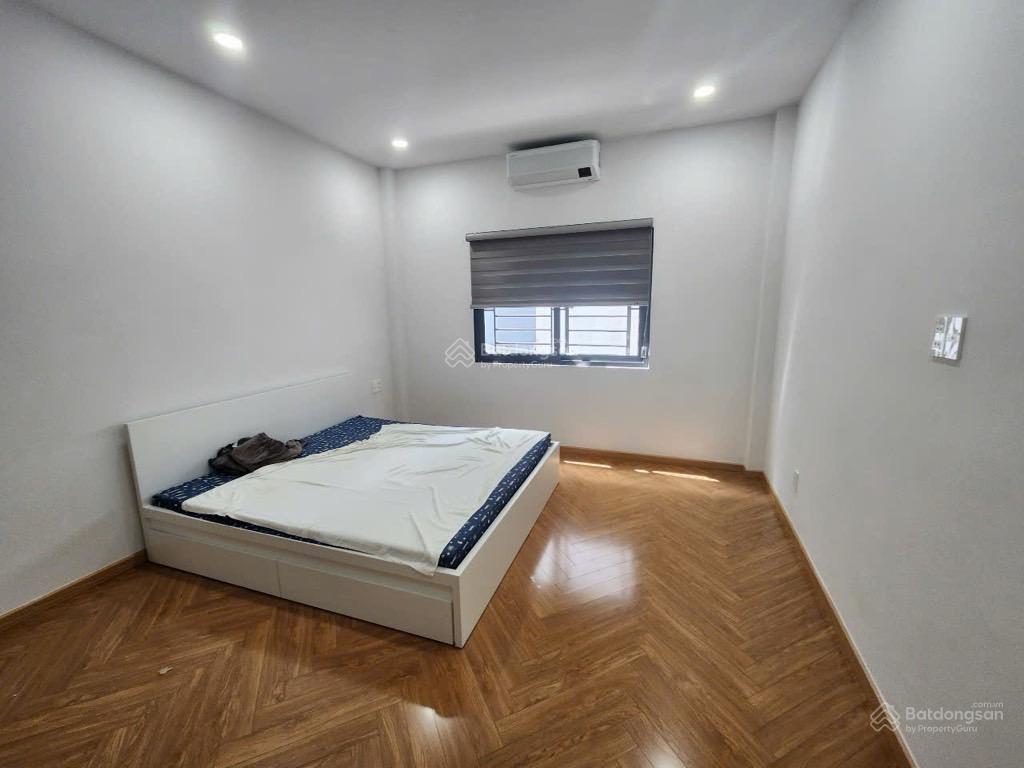 Nhà đẹp nở hậu nội thất cao cấp dọn vào ở ngay  4x16 lê văn lương tân hưng q7  5tỷ9