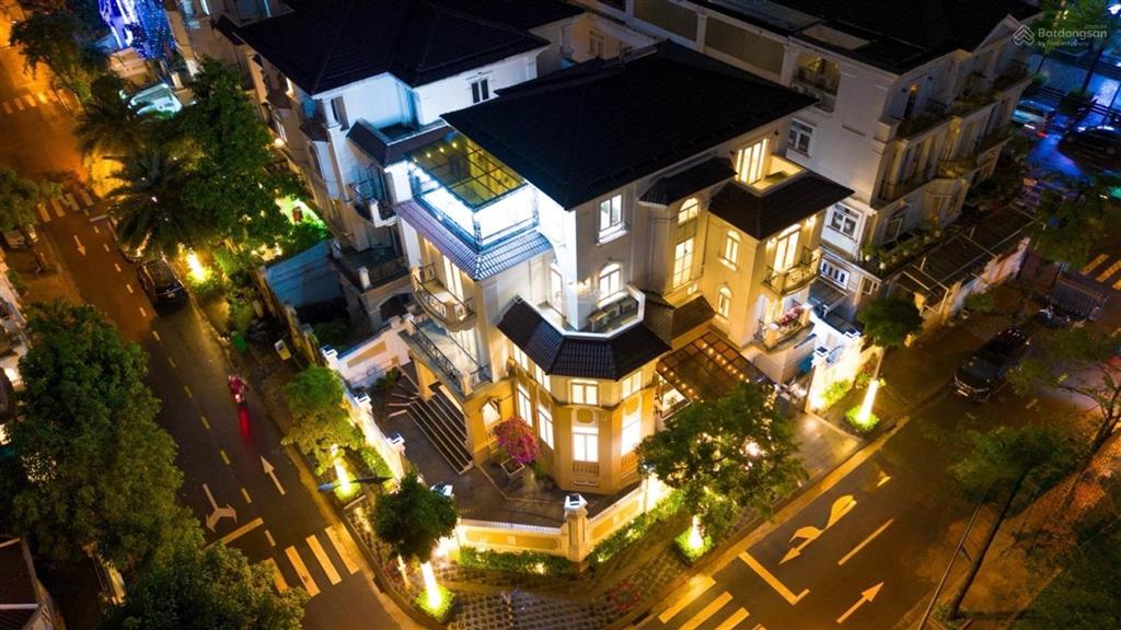 Biệt thự góc 2 mặt tiền 330m2  cityland nguyễn thị thập q7  88,5 tỷ