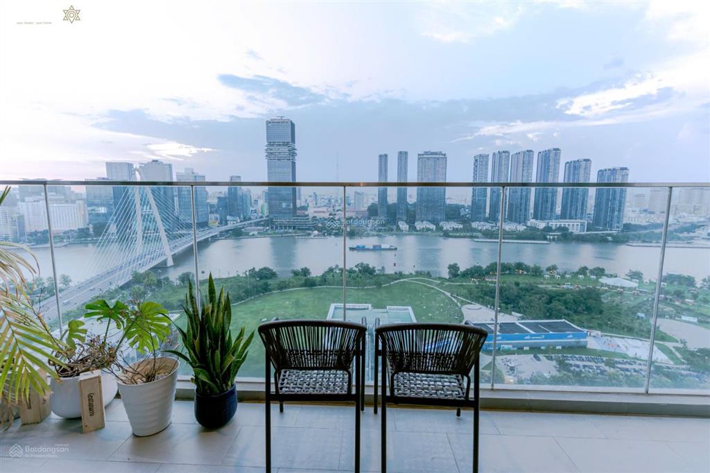 Cho thuê căn hộ the crest metropole 3pn, 151m² giá 150 triệu/tháng net