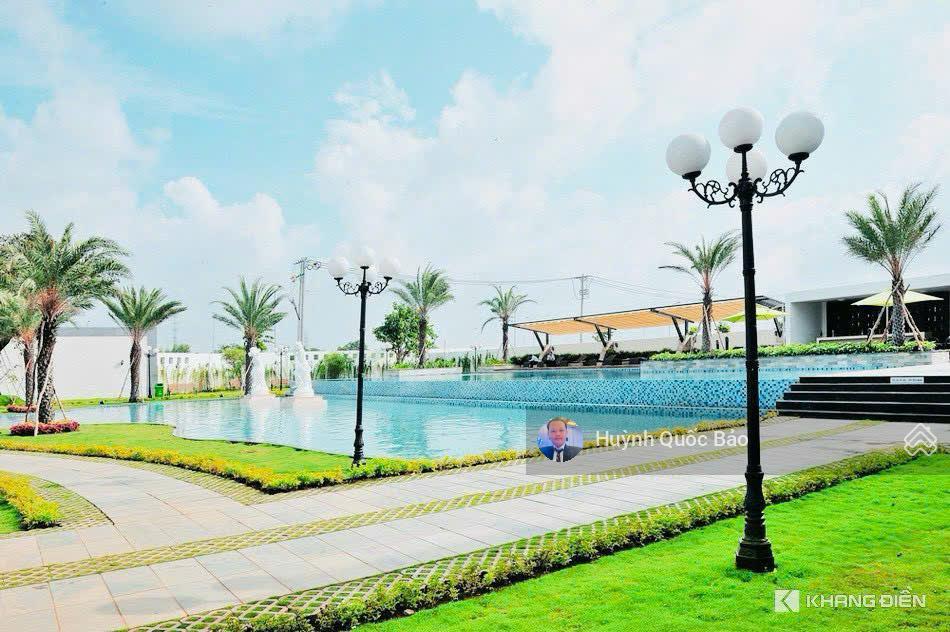 Bán căn góc 2 mặt tiền mega village  view trực diện hồ bơi  giá đầu tư chỉ 8,1 tỷ