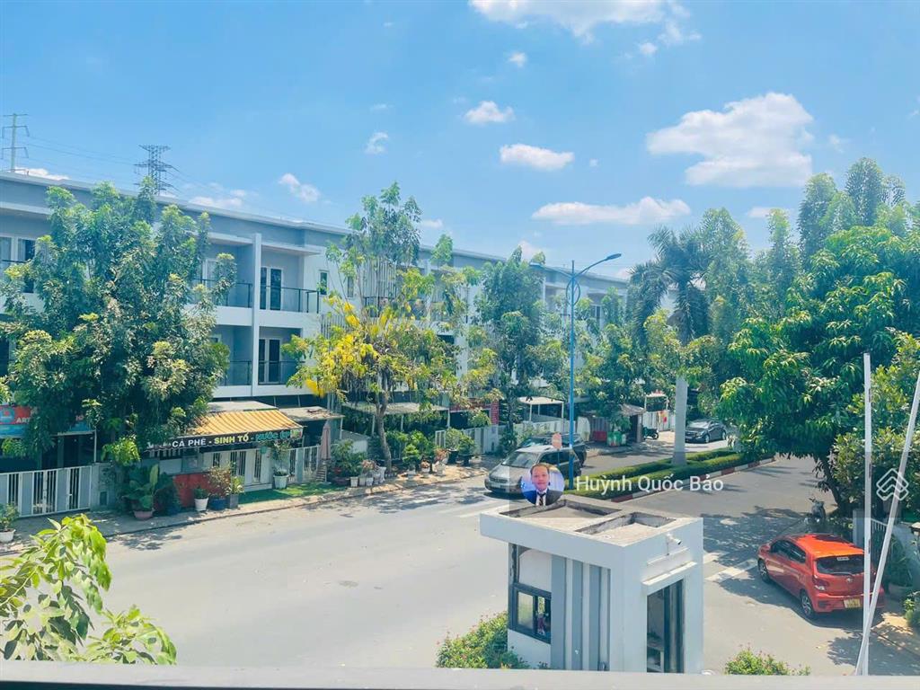 Mega village khang điền  căn góc 2 mặt tiền duy nhất  chỉ 8,1 tỷ (rẻ hơn thị trường 500tr)