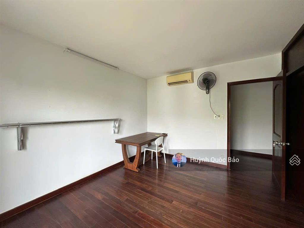 Cho thuê gấp bt mega ruby, 16 triệu/th, 153m2, 3pn, 2wc