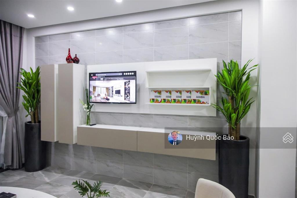 Bán shophouse mega village, 10,8 tỷ vnd, 172 m2, 4pn, 3wc, ngõ 20m