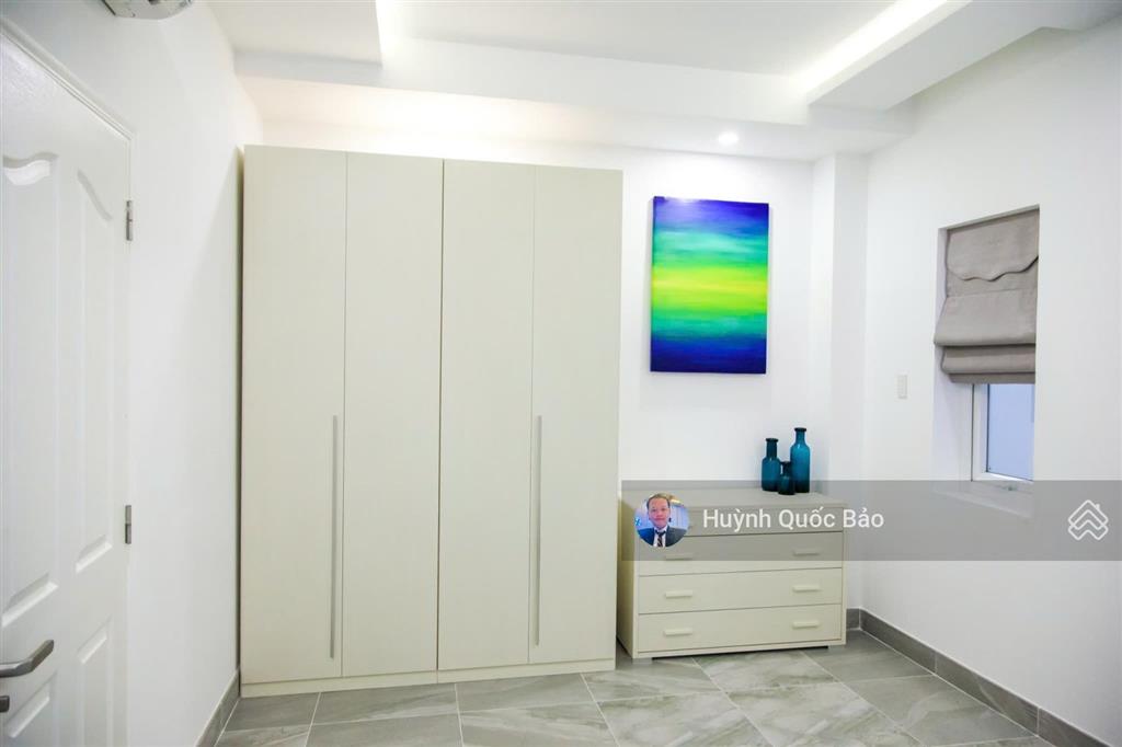 Bán shophouse mega village, 10,8 tỷ vnd, 172 m2, 4pn, 3wc, ngõ 20m