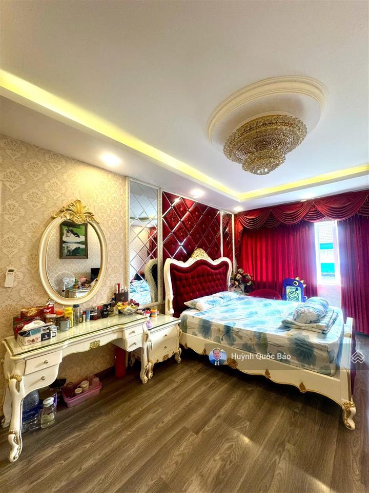 Bán căn nhà phố hướng đông nam full nội thất vào ở ngay mega ruby khang điền giá 11,5 tỷ