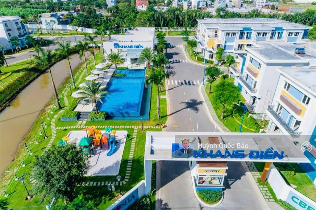 Bán bt mặt tiền đường 40m dt 192m2  sân vườn nổi bật giá 15 tỷ  thương lượng