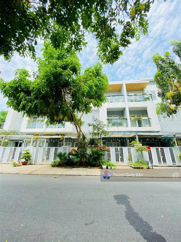 Bán nhà phố mega village khang điền  157m2 sàn  hoàn thiện cb shr  chỉ 7,8 tỷ