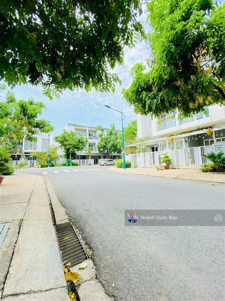 Bán nhà phố mega village khang điền  157m2 sàn  hoàn thiện cb shr  chỉ 7,8 tỷ