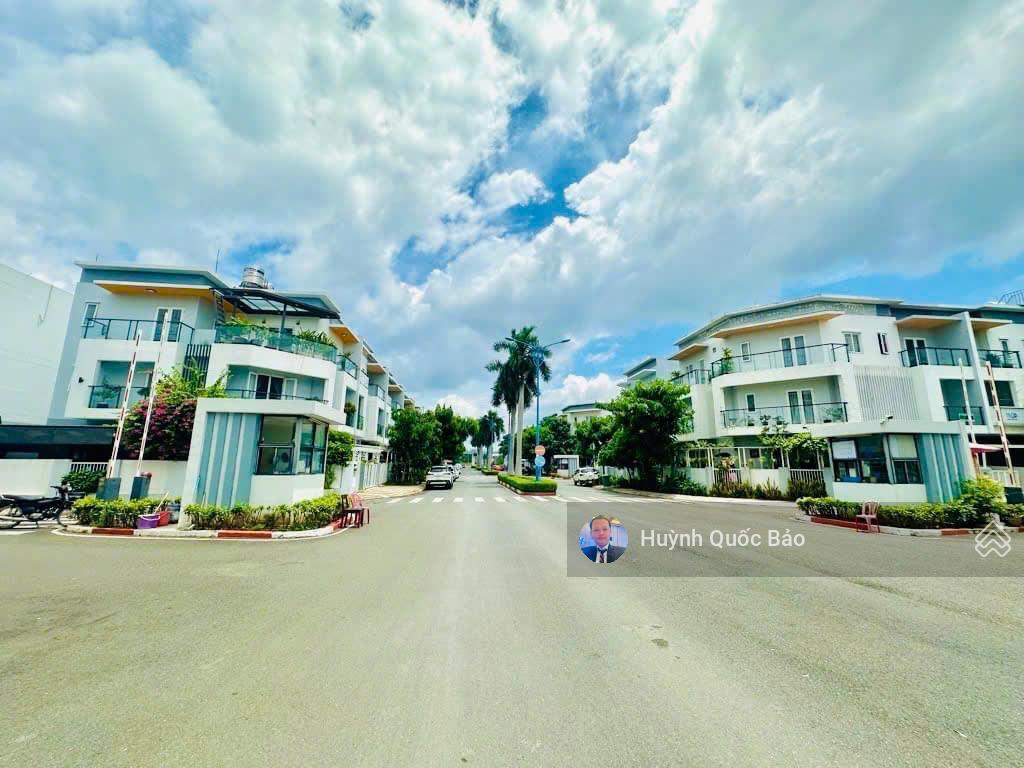 Bán nhà phố mega village khang điền  157m2 sàn  hoàn thiện cb shr  chỉ 7,8 tỷ