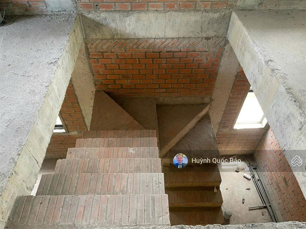 Biệt thự a7 valora kikyo hướng đông nam vượng khí phía sau view sông trực diện, giá tốt 30 tỷ