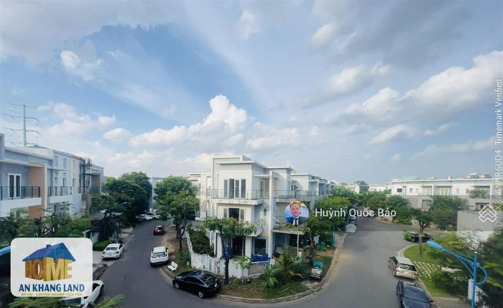Cho thuê nhà phố mega village khang điền  căn căn góc thoáng mát, 3pn, giá chỉ 13.5triệu/tháng