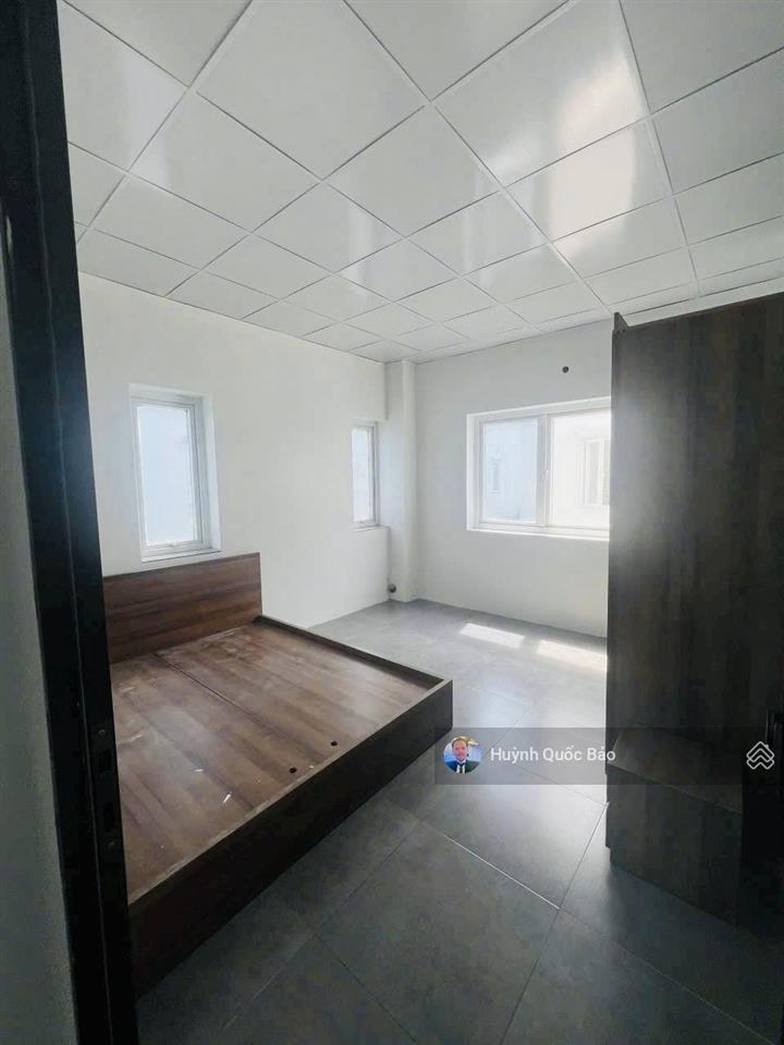 Cho thuê nhà phố mega village khang điền  căn căn góc thoáng mát, 3pn, giá chỉ 13.5triệu/tháng