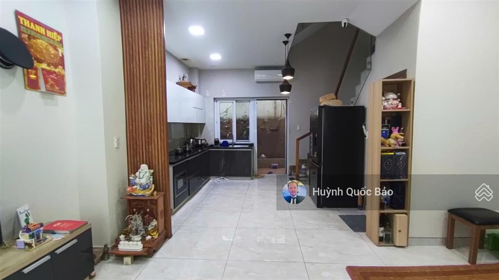 Bán gấp biệt thự 4pn, 4wc, 75m2 tại mega village khang điền, chỉ 9 tỷ vnd