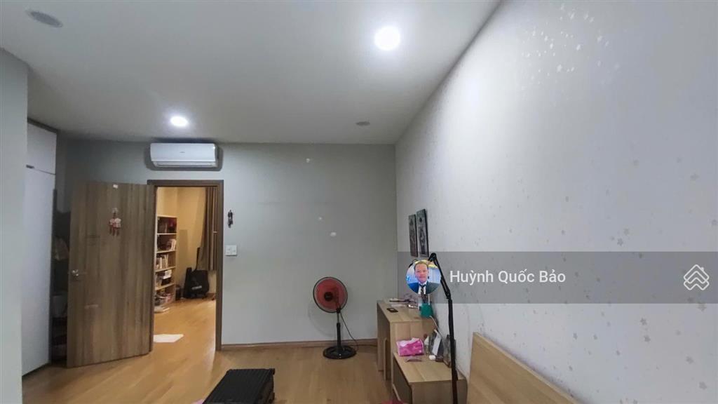 Bán gấp biệt thự 4pn, 4wc, 75m2 tại mega village khang điền, chỉ 9 tỷ vnd