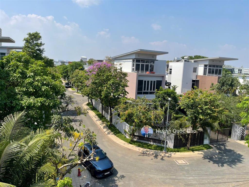 Bán biệt thự đơn lập riviera cove khuôn đất 720m2 sân vườn rộng giá 72 tỷ