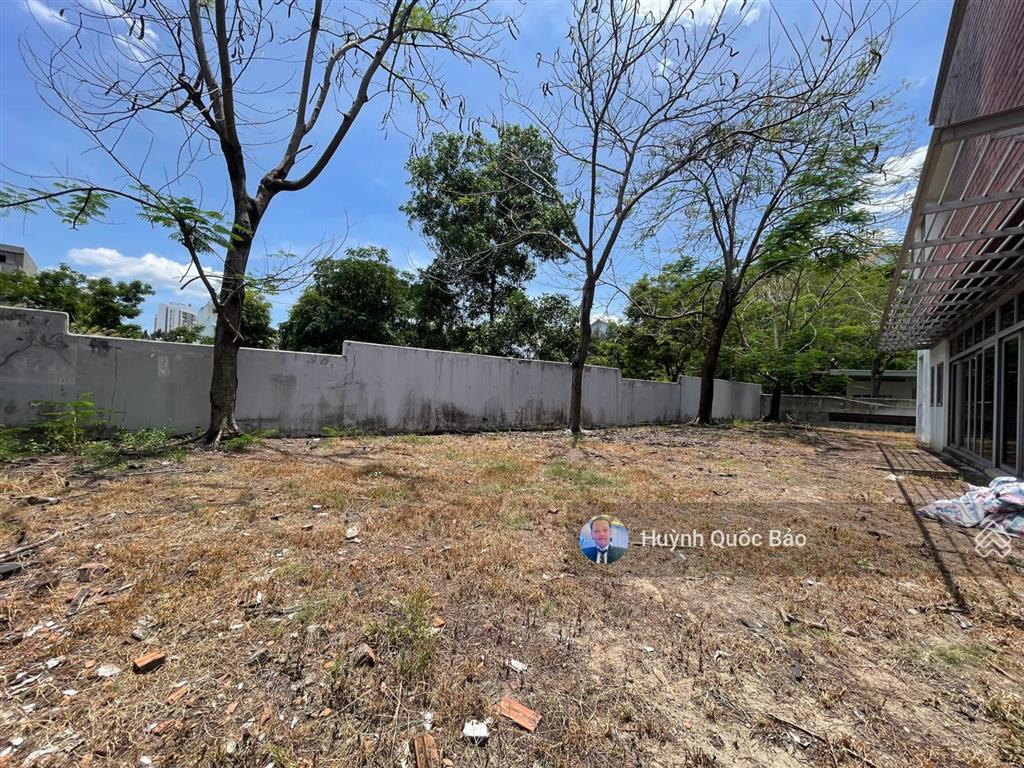 Bán biệt thự đơn lập riviera cove khuôn đất 720m2 sân vườn rộng giá 72 tỷ