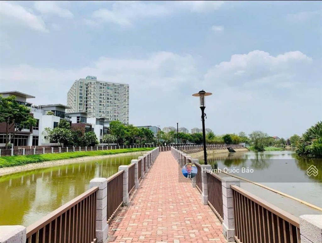 Bán biệt thự đơn lập riviera cove khuôn đất 720m2 sân vườn rộng giá 72 tỷ