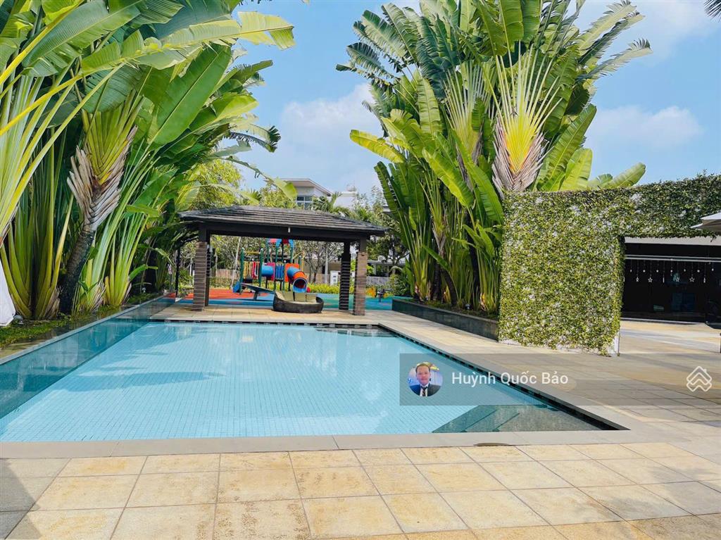 Bán biệt thự đơn lập riviera cove khuôn đất 720m2 sân vườn rộng giá 72 tỷ