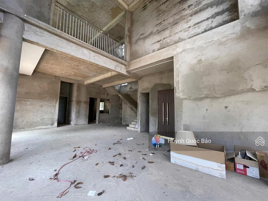 Bán biệt thự đơn lập riviera cove khuôn đất 720m2 sân vườn rộng giá 72 tỷ