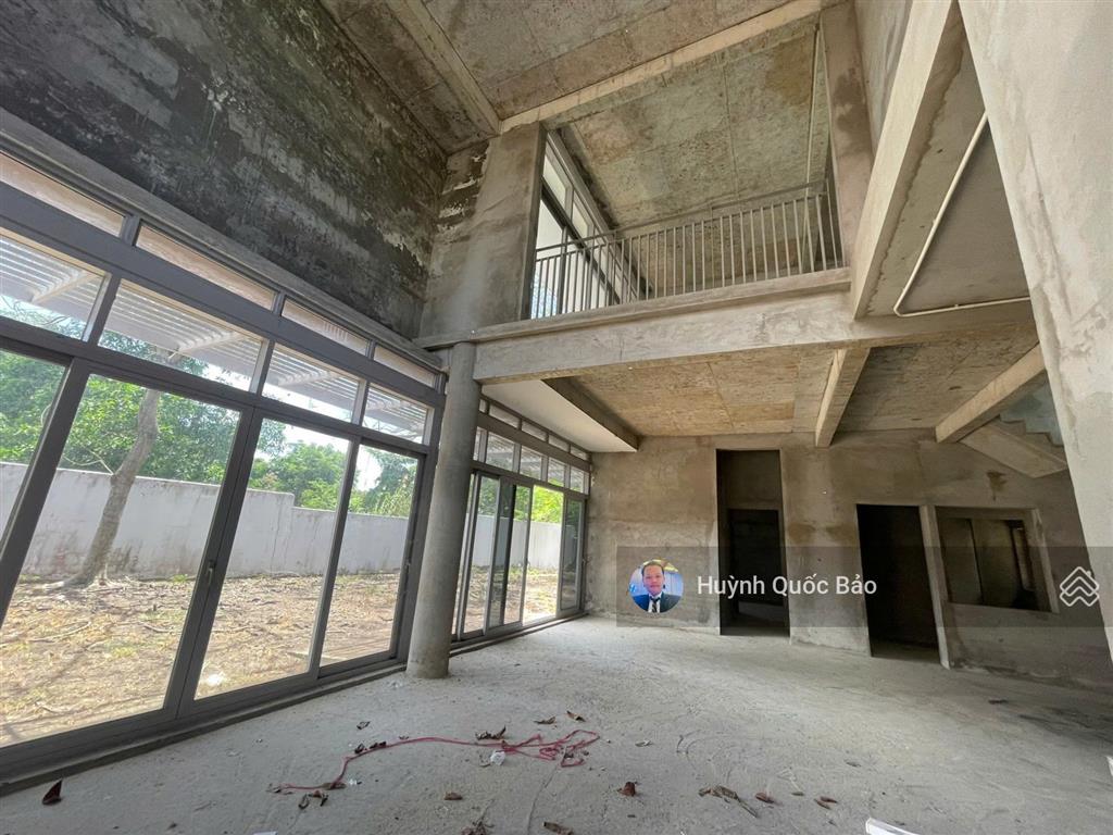 Bán biệt thự đơn lập riviera cove khuôn đất 720m2 sân vườn rộng giá 72 tỷ
