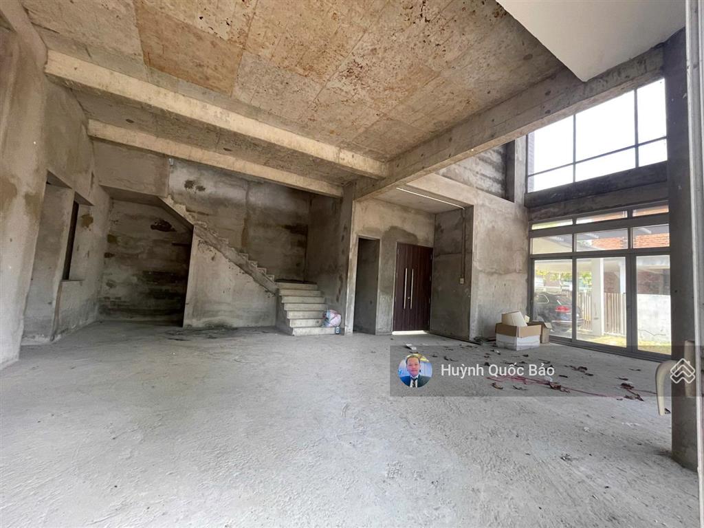 Bán biệt thự đơn lập riviera cove khuôn đất 720m2 sân vườn rộng giá 72 tỷ