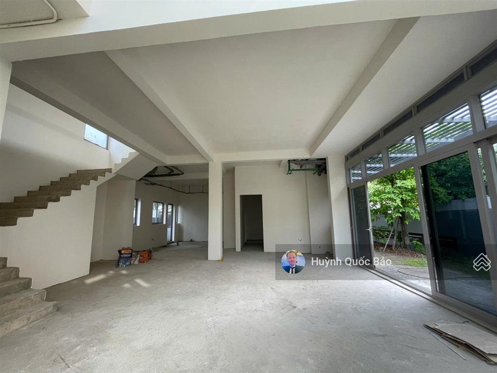 Bán biệt thự căn biên 3 mặt thoáng 500m² nhà thô  giá chốt 68 tỷ thương lượng