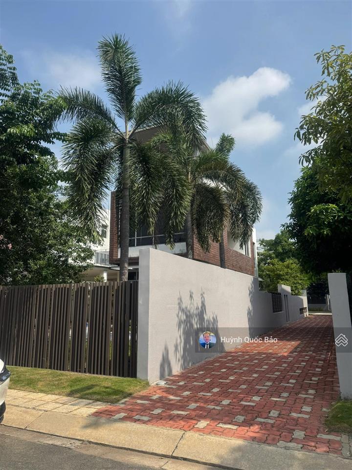 Bán biệt thự căn biên 3 mặt thoáng 500m² nhà thô  giá chốt 68 tỷ thương lượng
