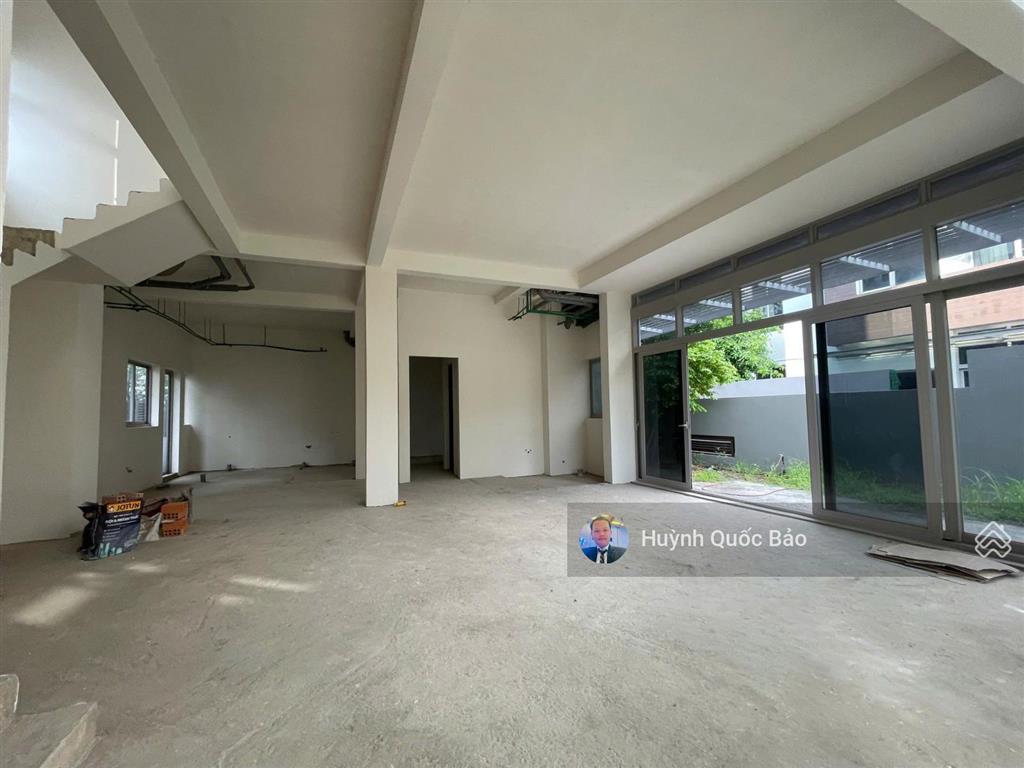 Bán biệt thự căn biên 3 mặt thoáng 500m² nhà thô  giá chốt 68 tỷ thương lượng