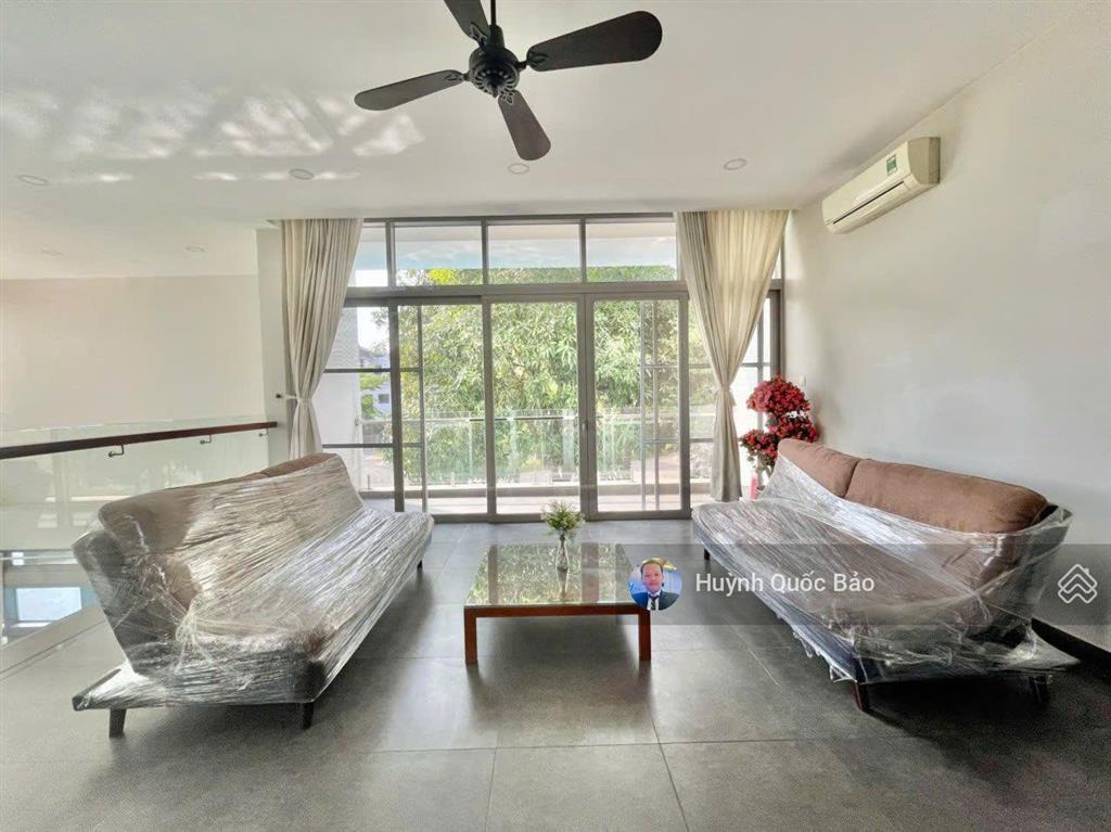 Bán biệt thự riviera cove 591m2 có hồ bơi riêng đang cho thuê khách ngoại giá 79 tỷ tl