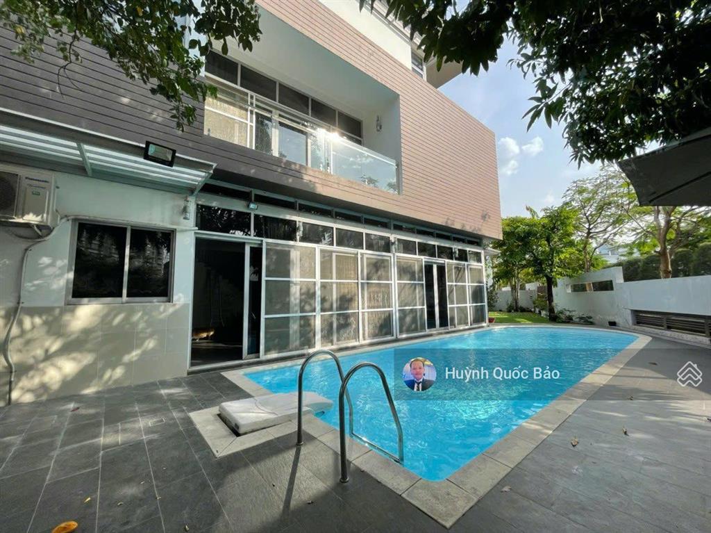 Bán biệt thự riviera cove 591m2 có hồ bơi riêng đang cho thuê khách ngoại giá 79 tỷ tl