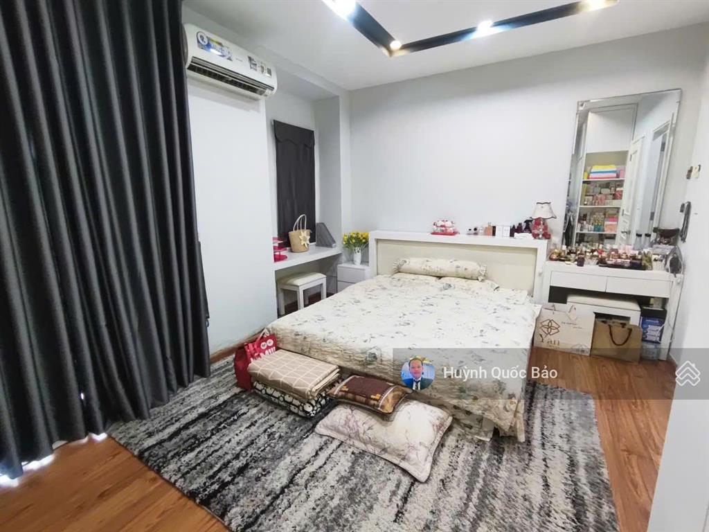 Ngộp ngân hàng bán căn nhà mới mega village trục chính 20m  giá chỉ 10,3 tỷ thương lượng mạnh
