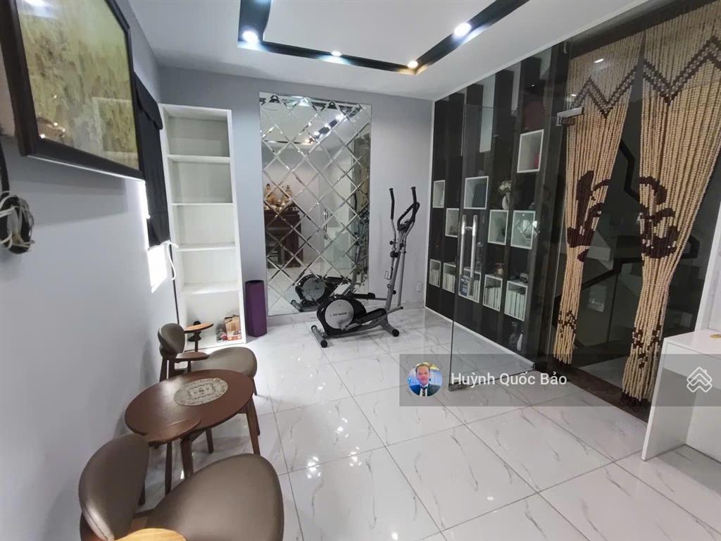 Ngộp ngân hàng bán căn nhà mới mega village trục chính 20m  giá chỉ 10,3 tỷ thương lượng mạnh