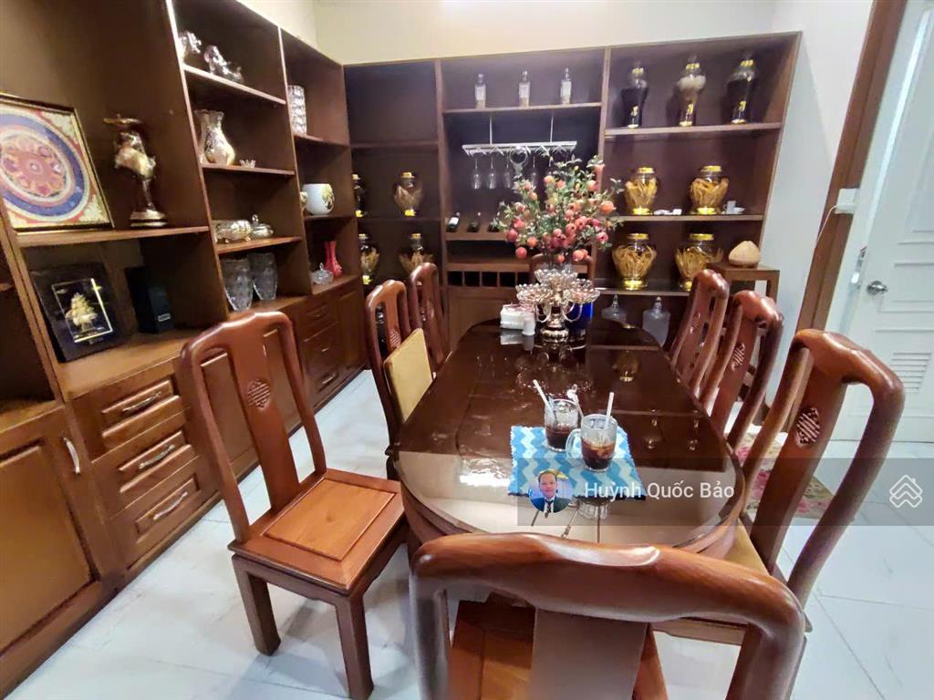 Ngộp ngân hàng bán căn nhà mới mega village trục chính 20m  giá chỉ 10,3 tỷ thương lượng mạnh