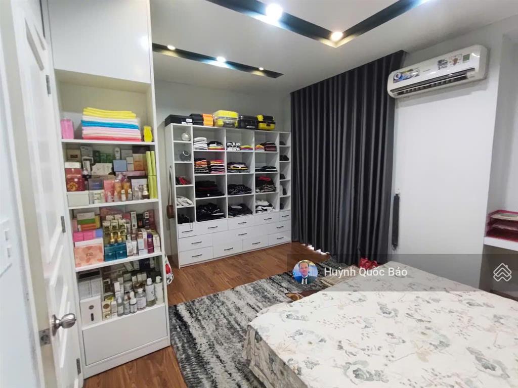 Ngộp ngân hàng bán căn nhà mới mega village trục chính 20m  giá chỉ 10,3 tỷ thương lượng mạnh