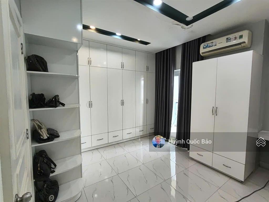 Ngộp ngân hàng bán căn nhà mới mega village trục chính 20m  giá chỉ 10,3 tỷ thương lượng mạnh