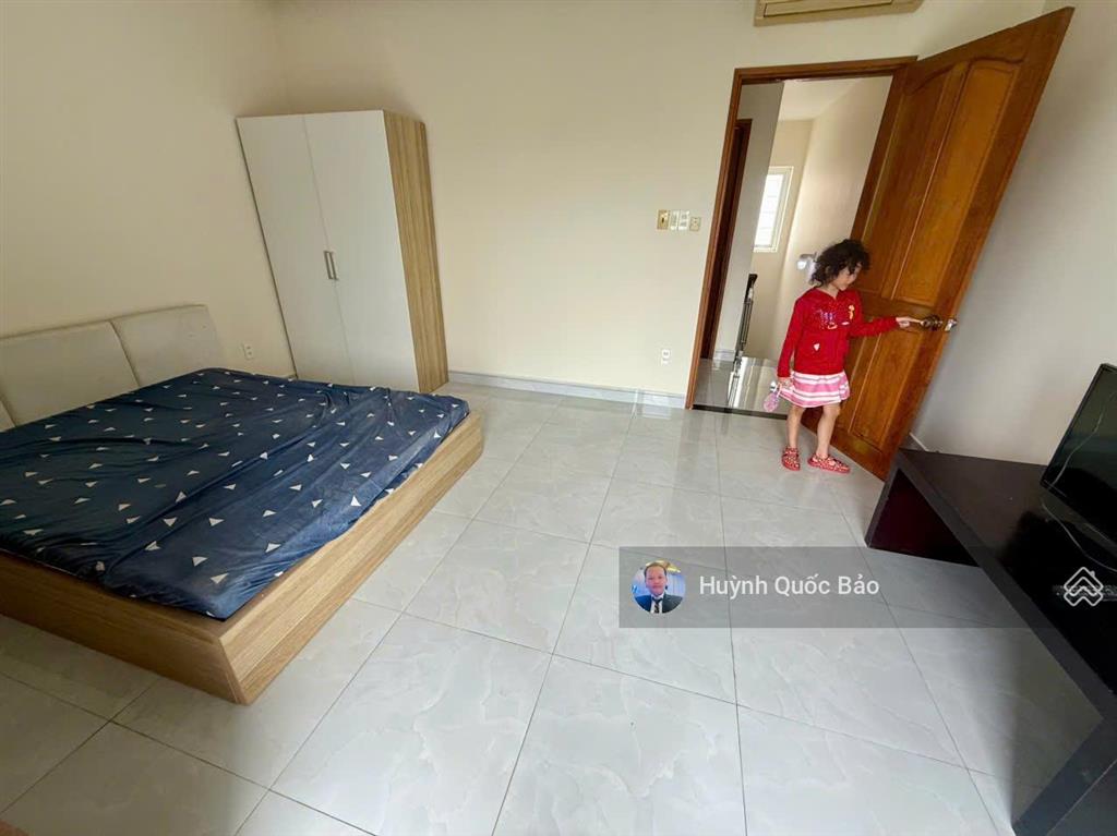 Cho thuê nhà phố mega village khang điền, nhà mới đẹp, 3pn, giá 15triệu/tháng